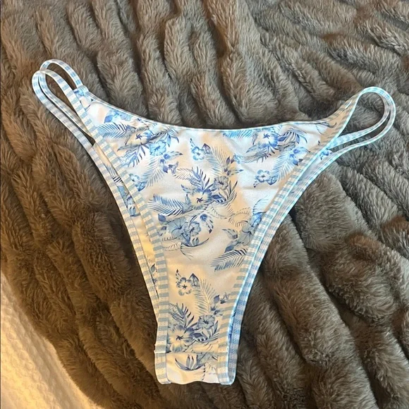 Kulani Kinis Blue Floral Bikini Bottom - Picture 3 of 3